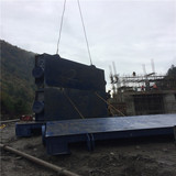 水墨电站闸门组装